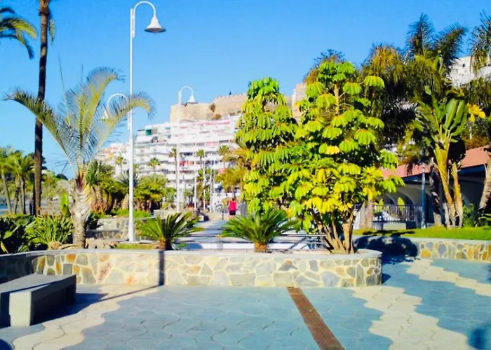 Amelia De Mar Parking